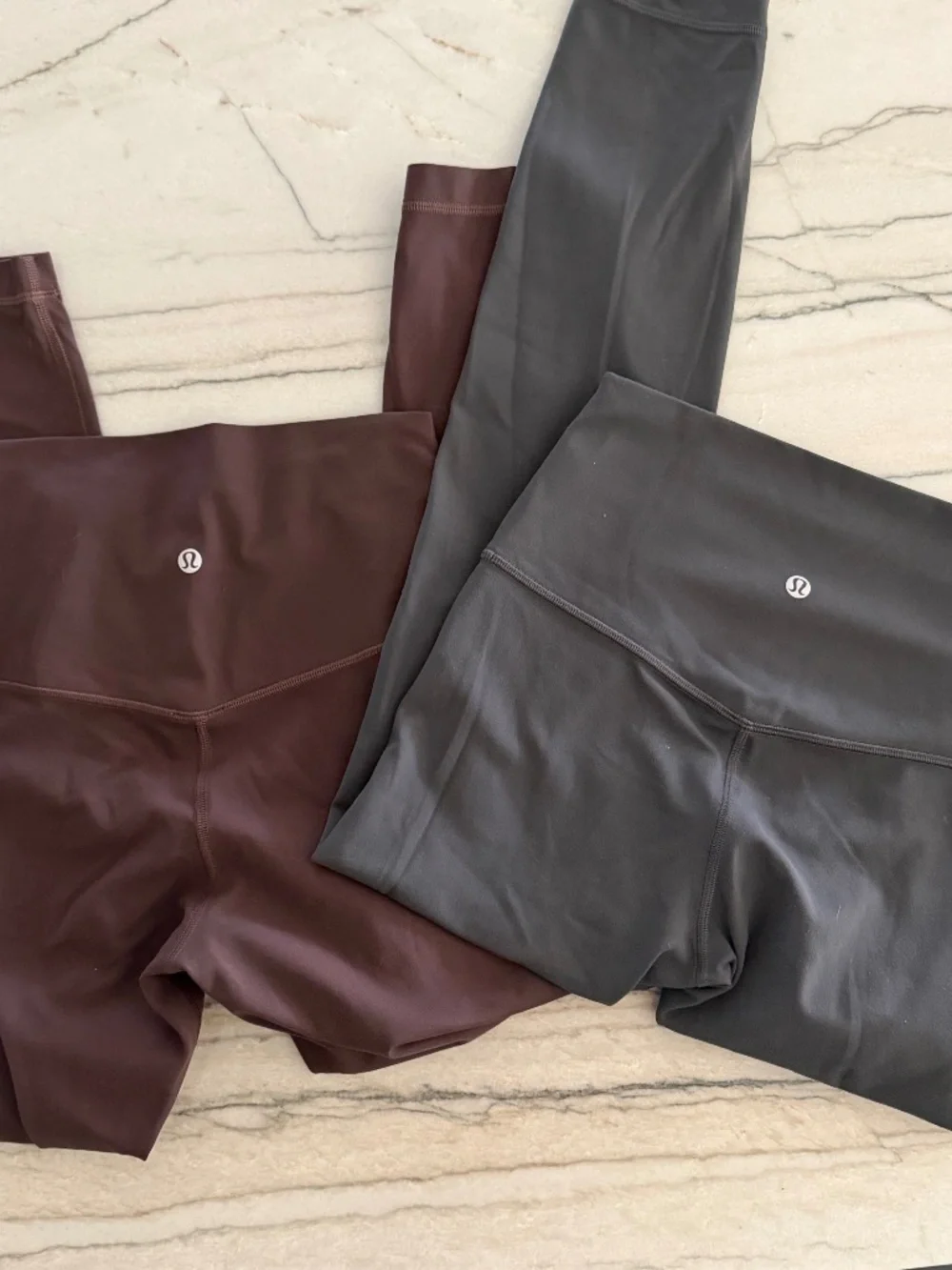 EUC - Lululemon Align Leggings - 2 pairs - 25 inch - Size 6